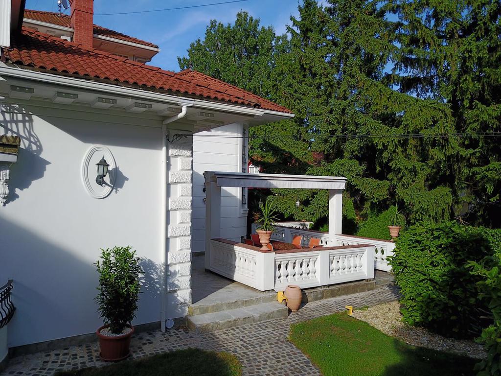 3 Bedroom Private Floor In Luxury Mansion Budapešť Exteriér fotografie